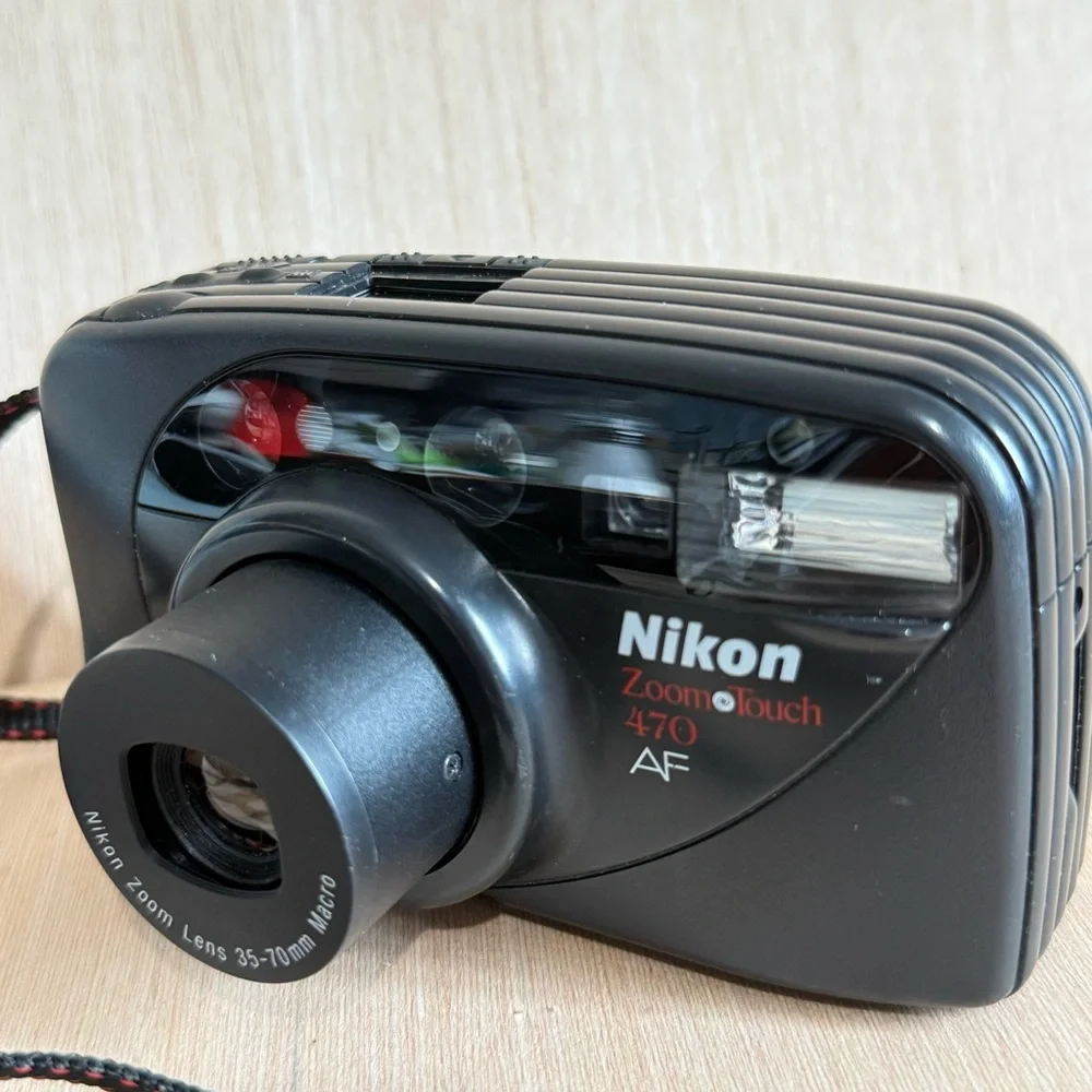 Nikon zoom touch